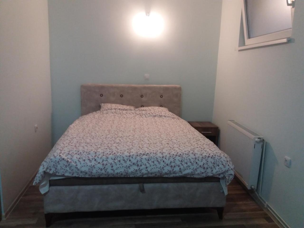 Bed&Breakfast Intermezzo Caffe Кикинда Экстерьер фото